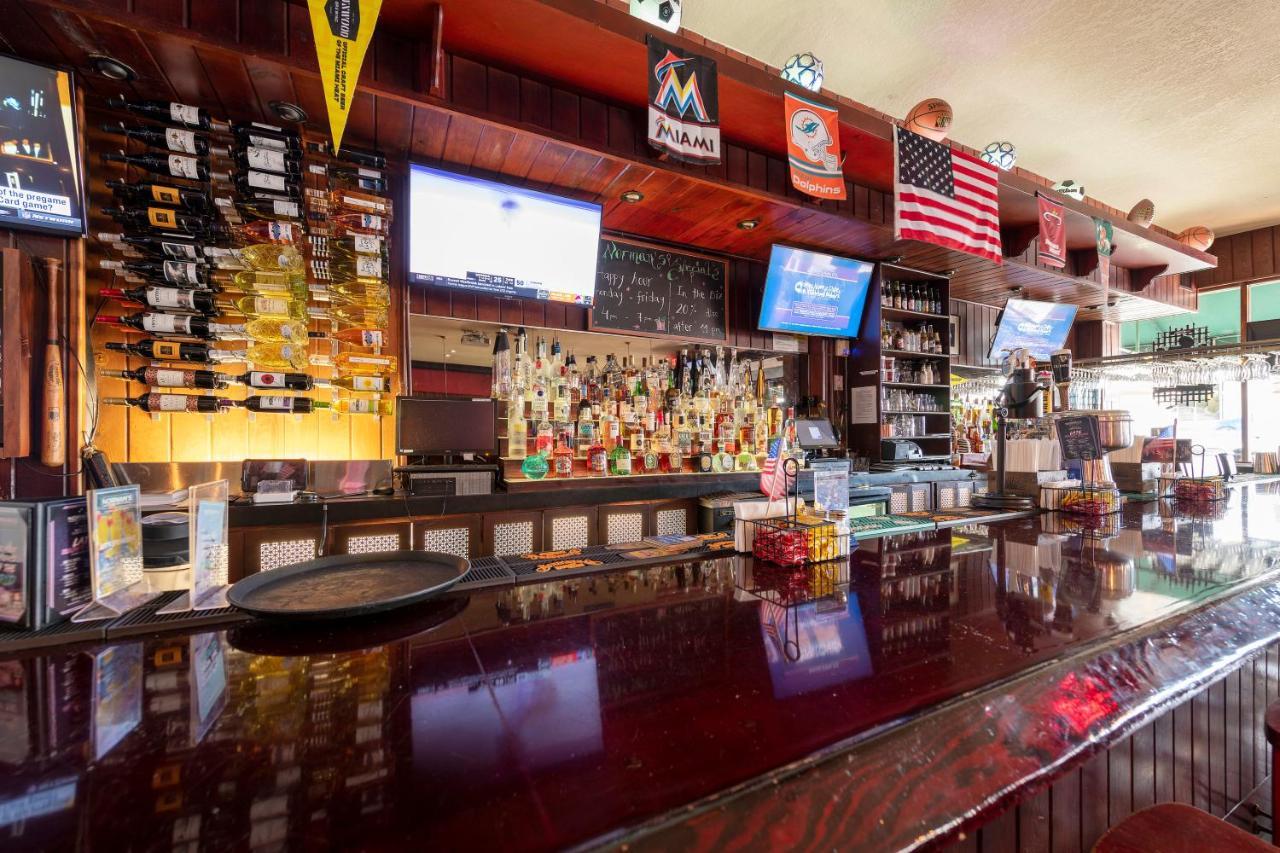 Miami Beach Suites & Bar Esterno foto